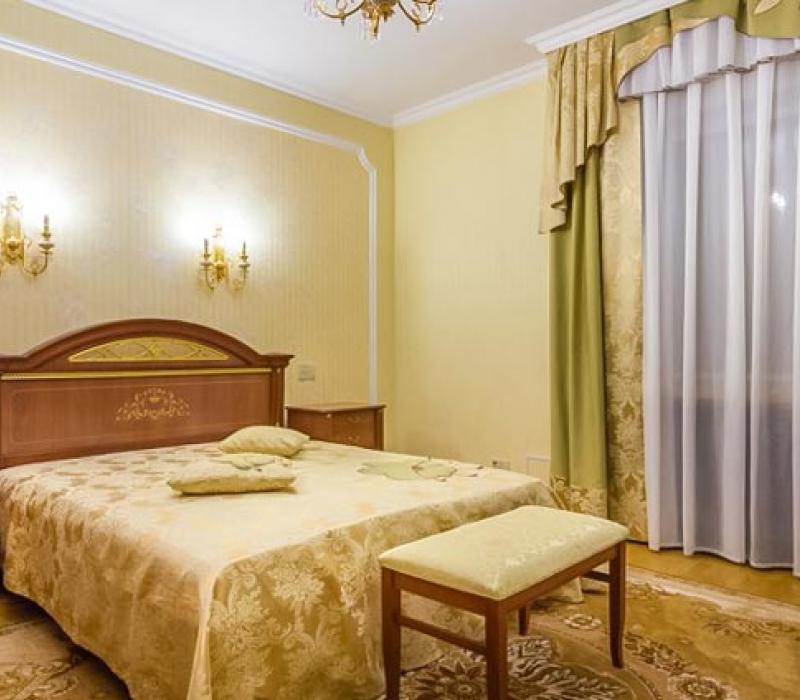 Интерьер спальни 2 местного 2 комнатного Люкса Улучшенный, Корпус 2 в санатории Москва. Ессентуки
