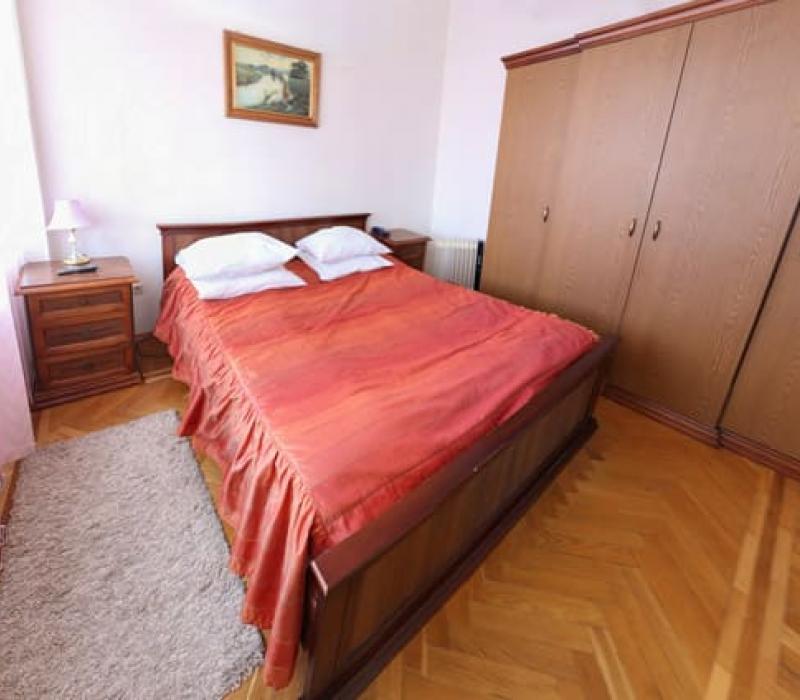Спальня в 2 местном 2 комнатном Люксе улучшенном санатория Украина в Ессентуках