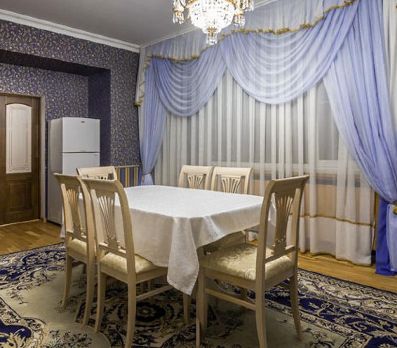 Оснащение гостиной 2 местного 3 комнатного Люкса, Корпус 2 в санатории Москва в Ессентуках