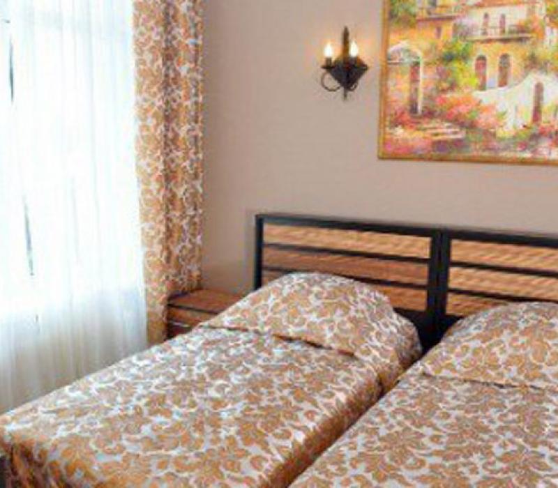 Спальня в 2 местном 2 комнатном Люксе санатория Центросоюз в Кисловодске