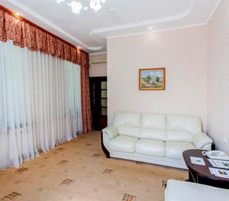 Интерьер гостиной 2 местного 2 комнатного Апартаменты, Корпус 10 санатория Лермонтова в Пятигорске