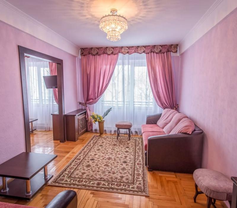 Гостиная в 2 местном 2 комнатном I категории пансионата Искра в Пятигорске