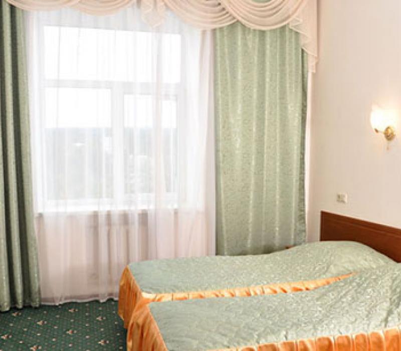 Спальня 2 местного 2 комнатного 1 категории, Корпус 2 в санатории Димитрова. Кисловодск