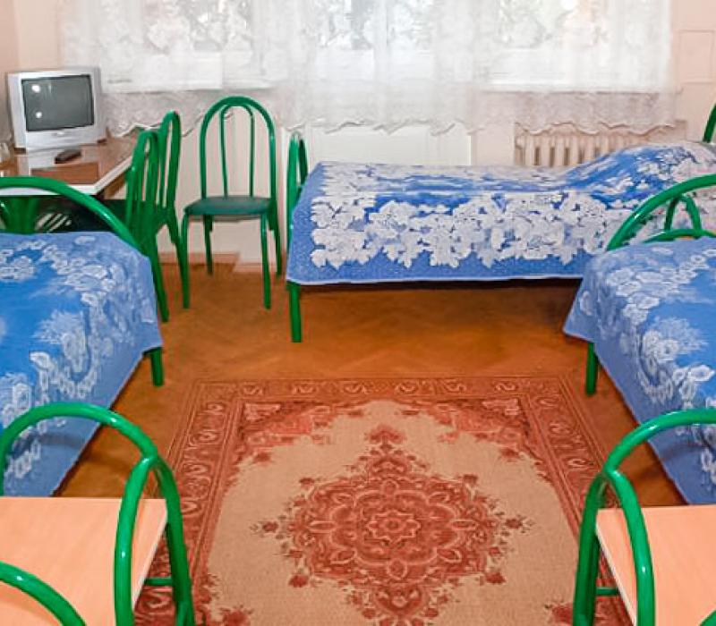 3 местный 1 комнатный 3 категории с удобствами на этаже, Корпус 1 в санатории Москва. Кисловодск