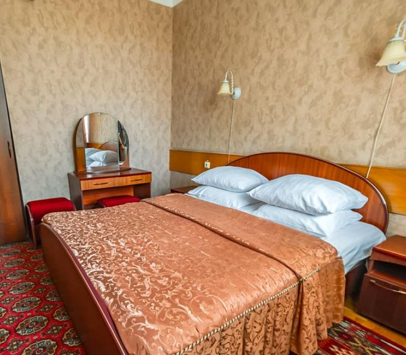 Спальня 2 местного 2 комнатного Повышенной Комфортности в Центральном военном санатории. Пятигорск