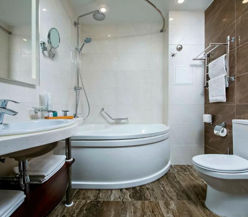 Ванная комната в 2 местных 2 комнатных Апартаментах санатория Арника в Кисловодске