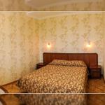 Спальные места в 2 местном 2 комнатном Люксе, Корпус 1 санатория Руно в Пятигорске