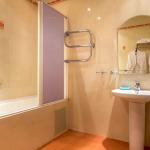 Ванная комната в 1 местном 1 комнатном Улучшенный, Корпус 2 санатория Москва в Ессентуках