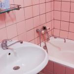 Ванная комната 2 местного 1 комнатного Эконома в санатории Украина в Ессентуках