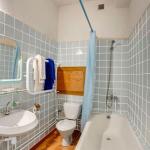 Ванная комната в 2 местном 2 комнатном 1 категории Семейном, Корпус 1 санатория Горького в Кисловодске
