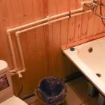 Ванная комната 6 местного 2 комнатного номера в Коттедже в гостевом дворе Лесная сказка в Архызе