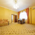 Гостиная номера 4 местные 4 комнатные Апартаменты санатория Кавказ в Кисловодске