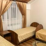 3 местный 1 комнатный с тремя раздельными кроватями гостиницы Комфорт Хауз в Архызе