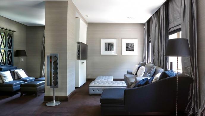 Гостиная комната в 2 местном, 1 комнатном, Deluxe Suite в отеле Grand Hotel & SPA Rodina. Сочи