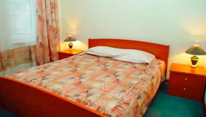 Спальные места в 3 местном, 2 комнатном, Семейном номере отеля Янаис в Сочи